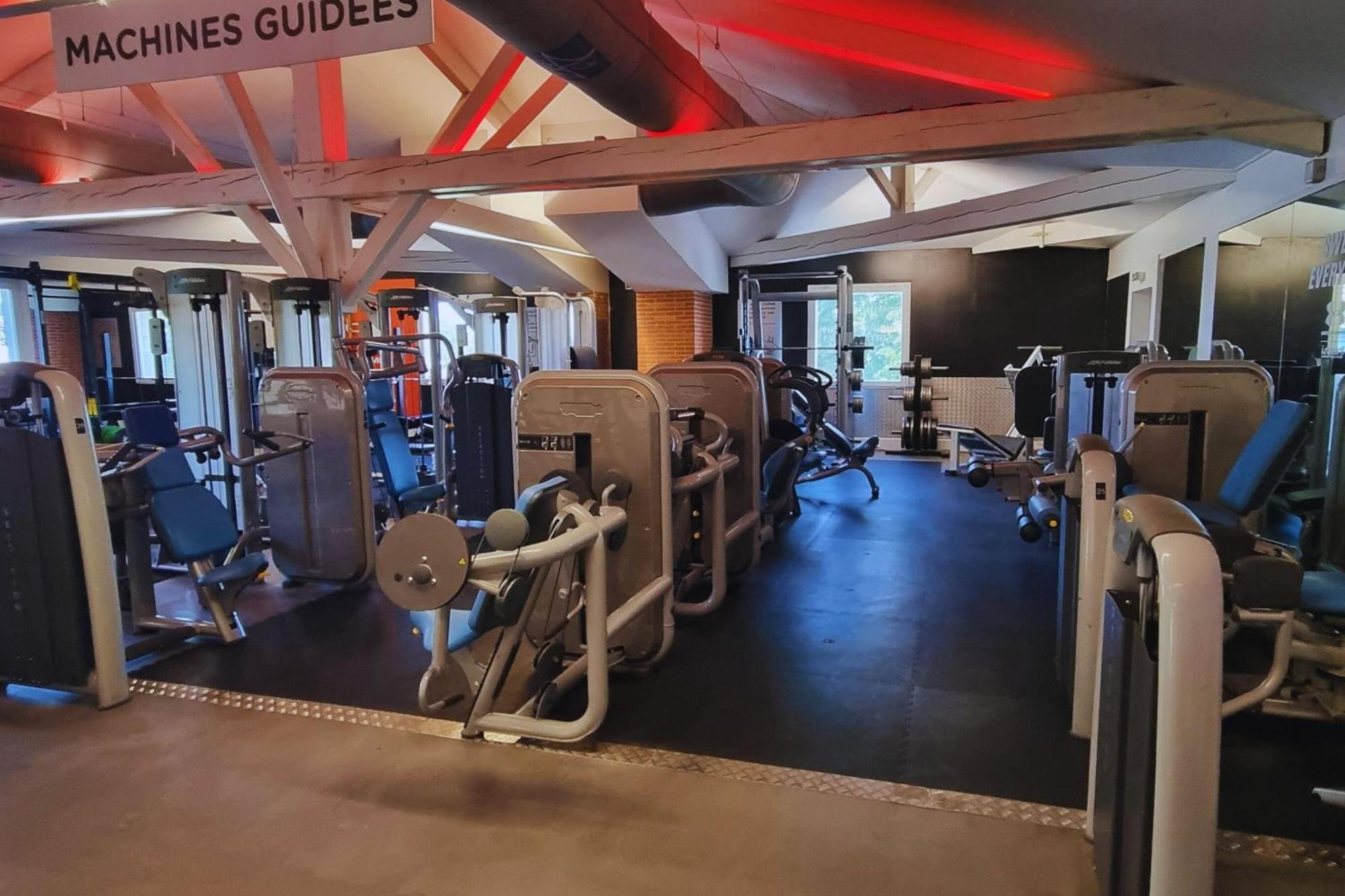 Sporting House Hôtel Toulouse Ngoại thất bức ảnh