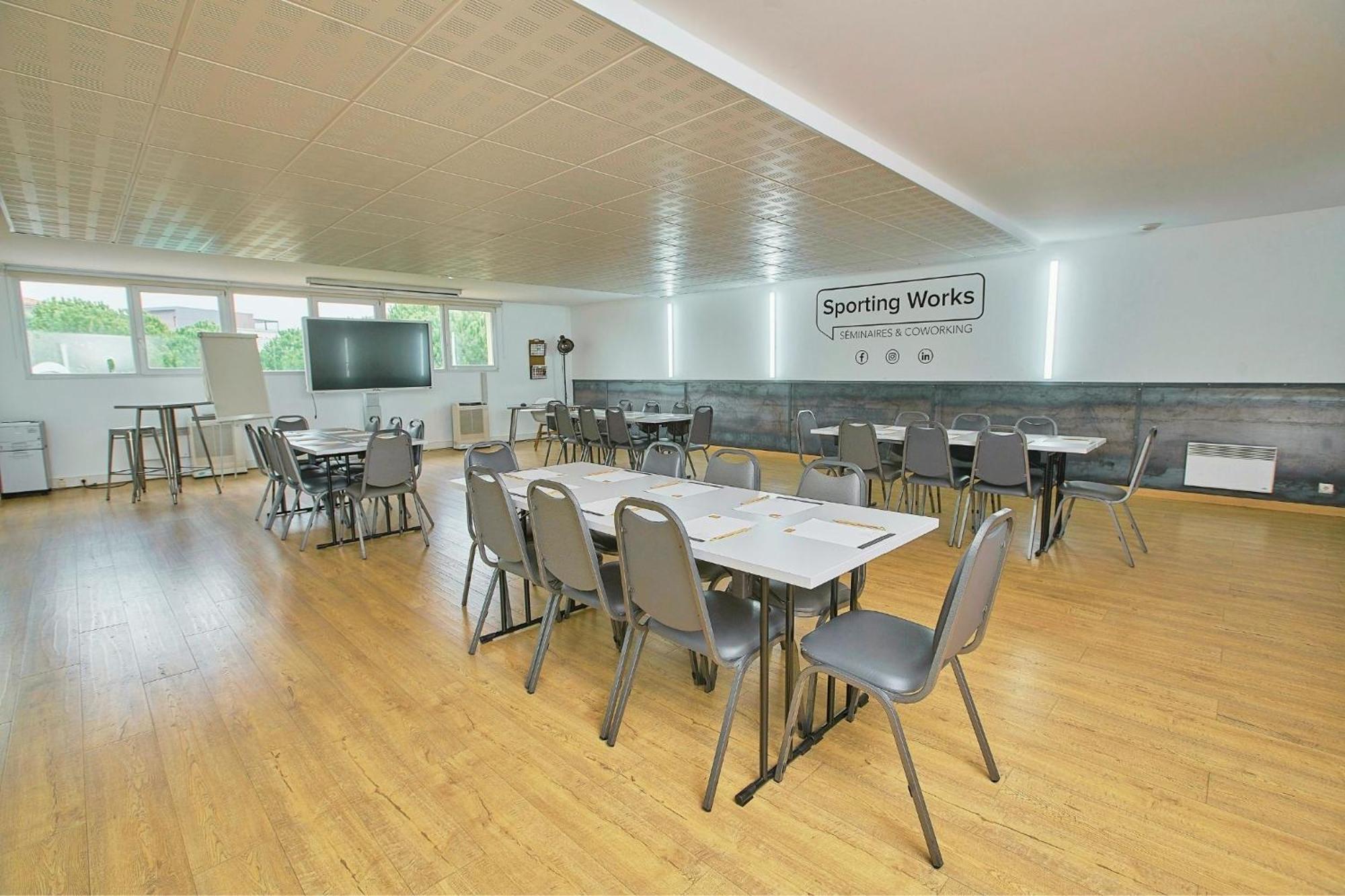 Sporting House Hôtel Toulouse Ngoại thất bức ảnh