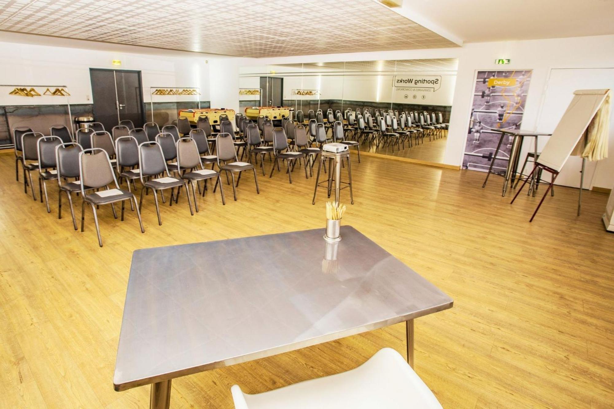 Sporting House Hôtel Toulouse Ngoại thất bức ảnh